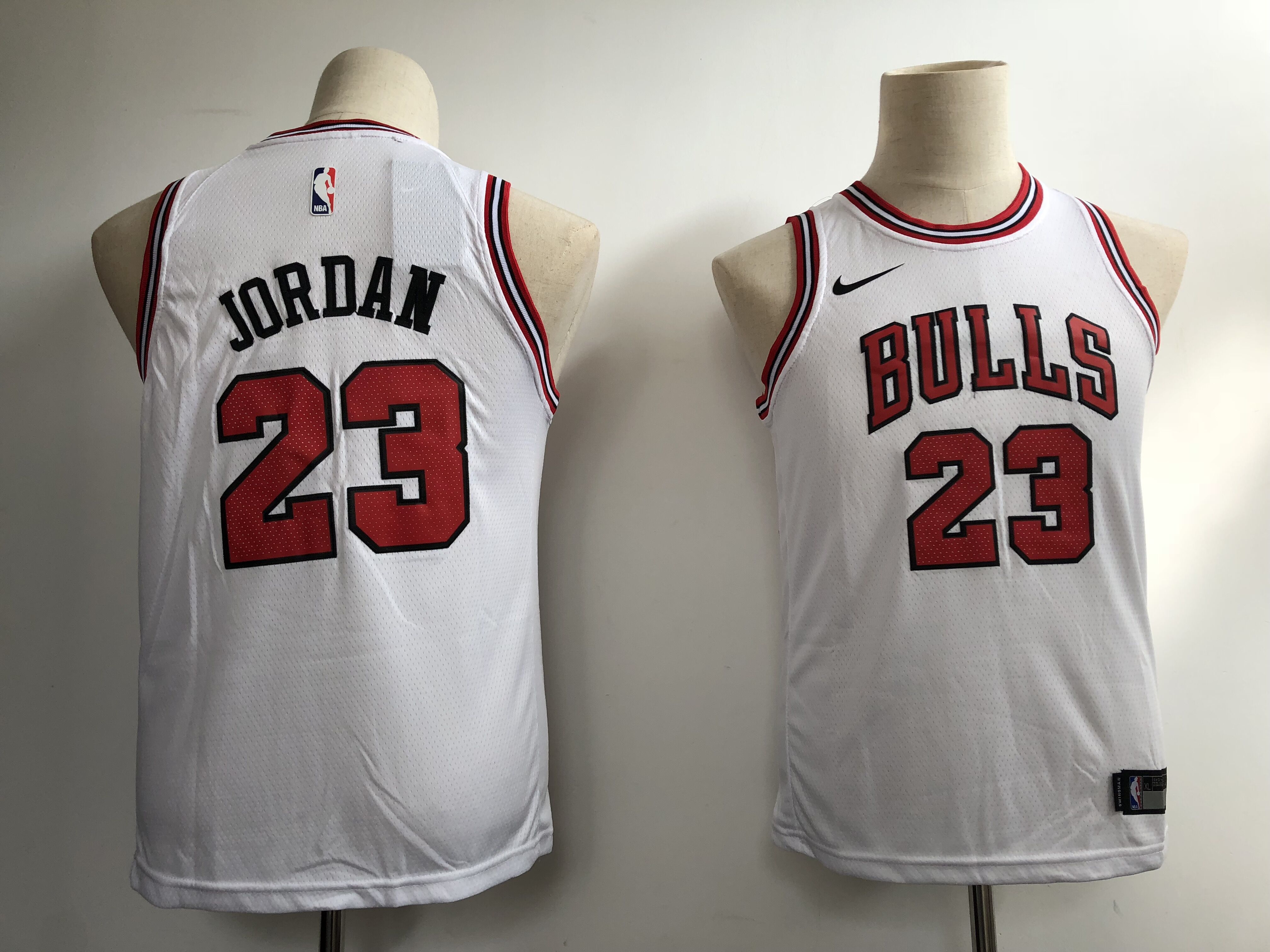Youth Chicago Bulls 23 Jordan white NBA Jerseys